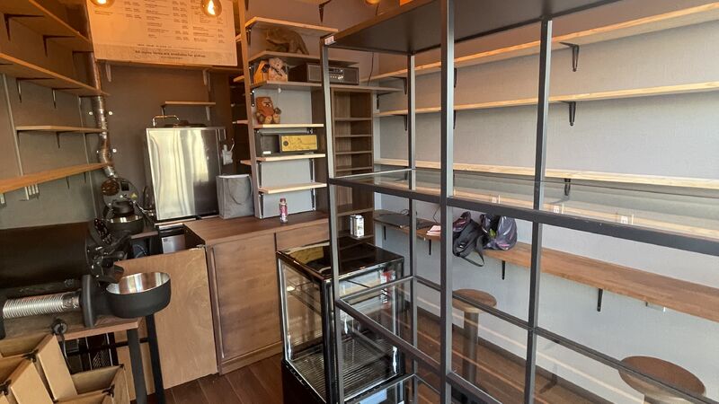 調布市国領町　店舗